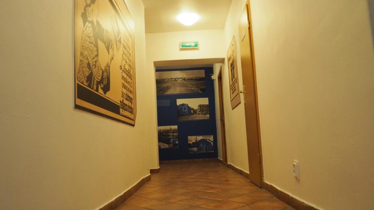 Hostel Mlotek I Perlik ทานอฟสเก กูเร ภายนอก รูปภาพ