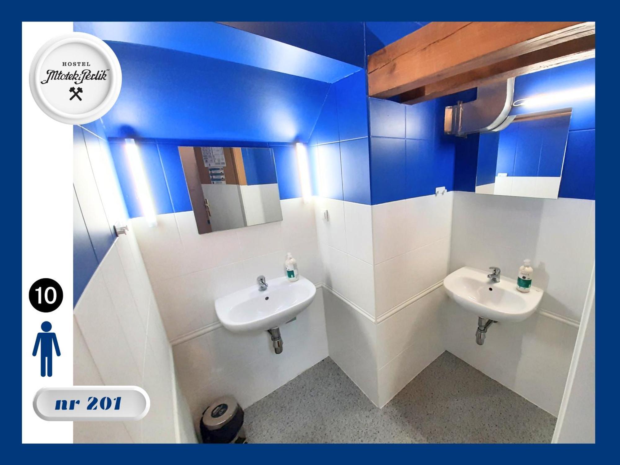 Hostel Mlotek I Perlik ทานอฟสเก กูเร ภายนอก รูปภาพ
